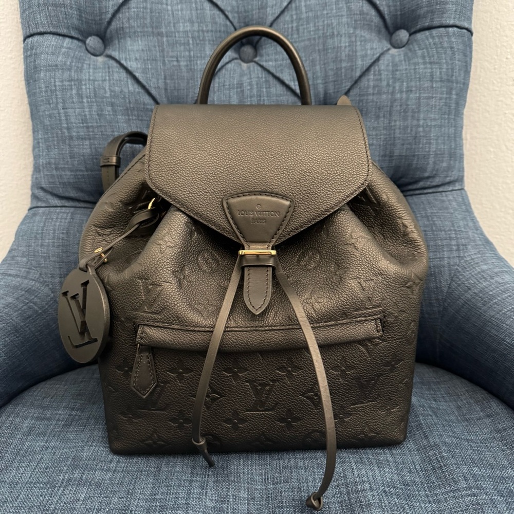 Louis Vuitton Montsouris Black Backpack with Classic Design